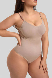 Gleamshape - Tanga Bodysuit mit Ausschnitt